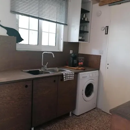Apartment Cozy Studio In A Quiet Neighborhood
